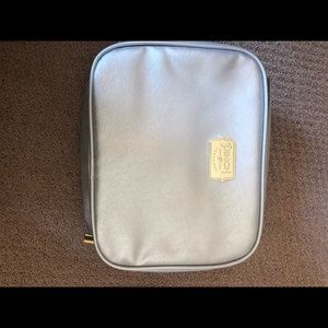 Women’s cosmetic case